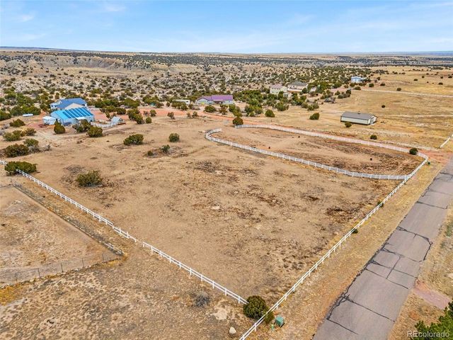 193 Top Notch Trl, Penrose, CO 81240