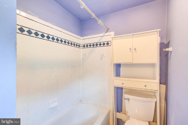 5712 5TH ST S, Arlington, VA 22204