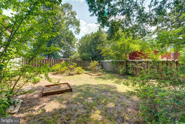 5712 5TH ST S, Arlington, VA 22204