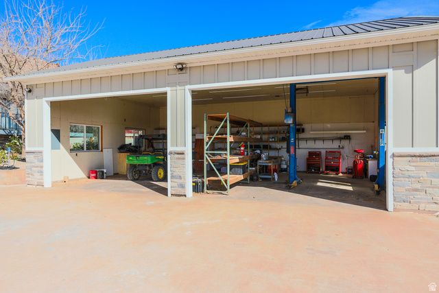 422 W BUCKEYE REEF RD, Leeds, UT 84746