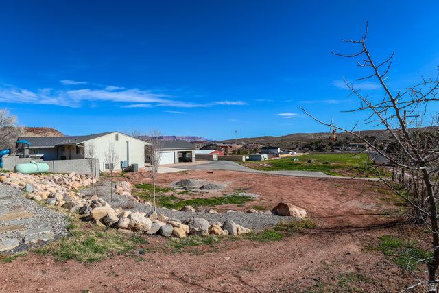 422 W BUCKEYE REEF RD, Leeds, UT 84746