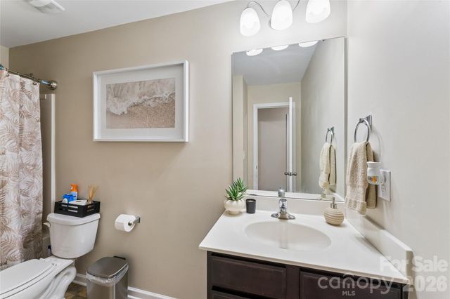 4707 Mcclure Road, Charlotte, NC 28216