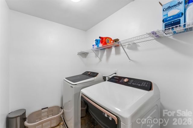 4707 Mcclure Road, Charlotte, NC 28216