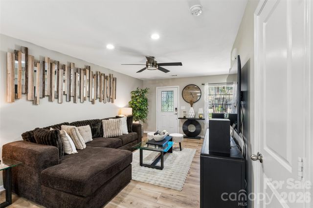 4707 Mcclure Road, Charlotte, NC 28216