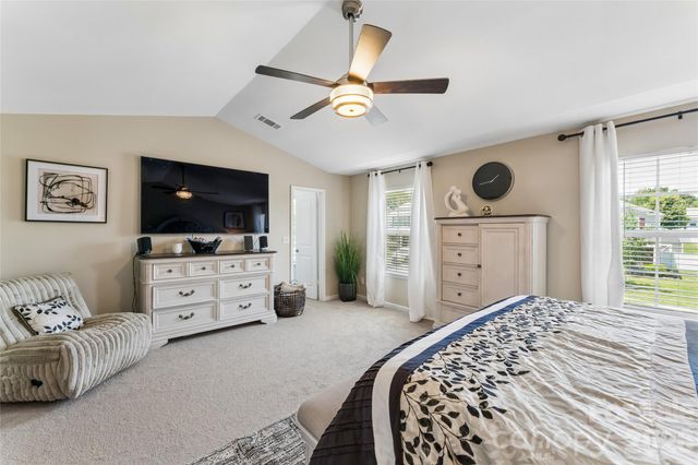 4707 Mcclure Road, Charlotte, NC 28216