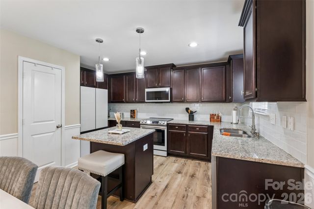 4707 Mcclure Road, Charlotte, NC 28216