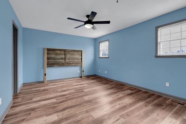 889 Six Mile Board Rd, Belvidere, TN 37306