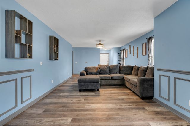 889 Six Mile Board Rd, Belvidere, TN 37306