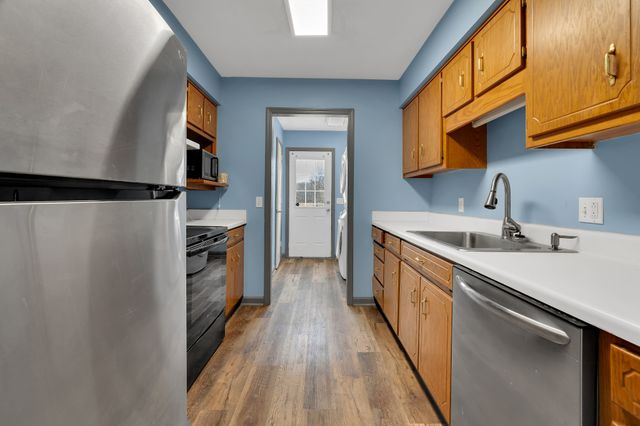 889 Six Mile Board Rd, Belvidere, TN 37306