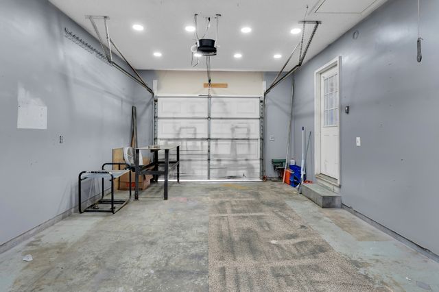 889 Six Mile Board Rd, Belvidere, TN 37306