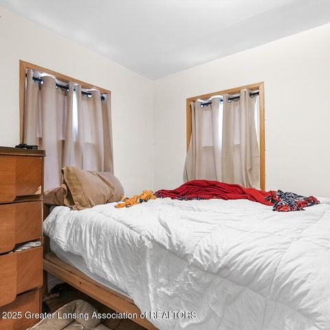 421 W Lake Lansing Road, East Lansing, MI 48823