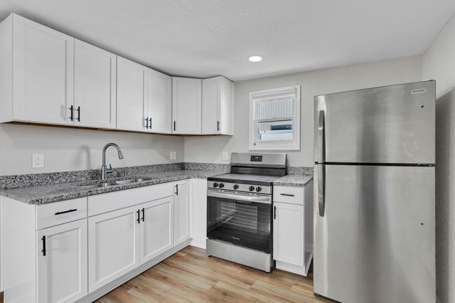 1632 S Wichita St, Wichita, KS 67213