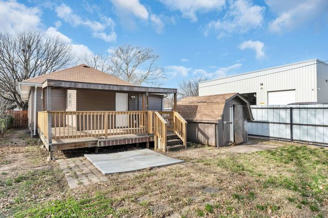 1632 S Wichita St, Wichita, KS 67213