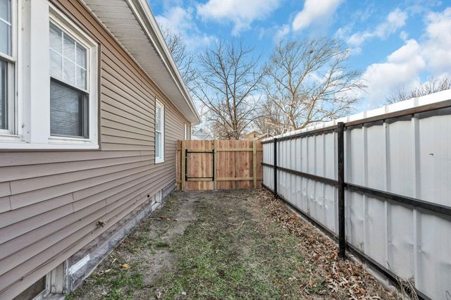 1632 S Wichita St, Wichita, KS 67213