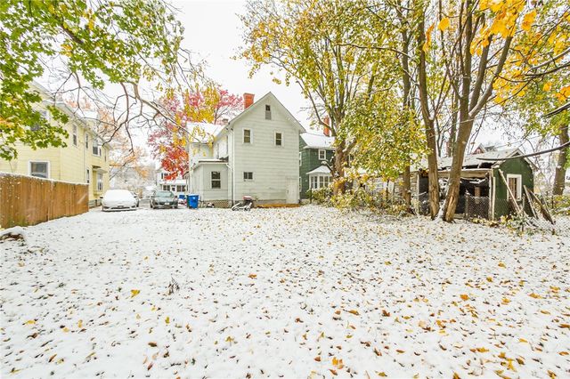 128 Cameron St, Rochester, NY 14606