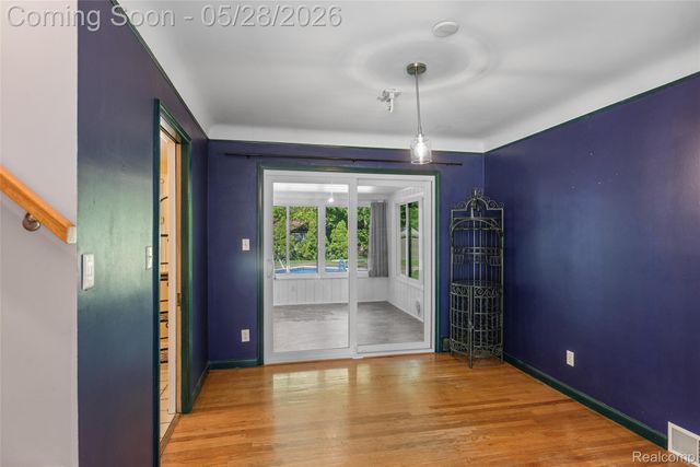 13993 Garfield, Redford Charter Township, MI 48239
