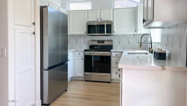 15437 W DOMINGO Lane, Sun City West, AZ 85375