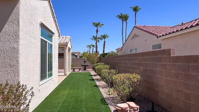 15437 W DOMINGO Lane, Sun City West, AZ 85375