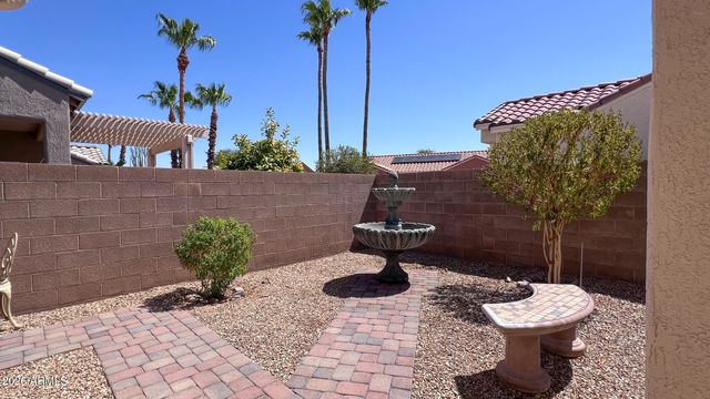 15437 W DOMINGO Lane, Sun City West, AZ 85375