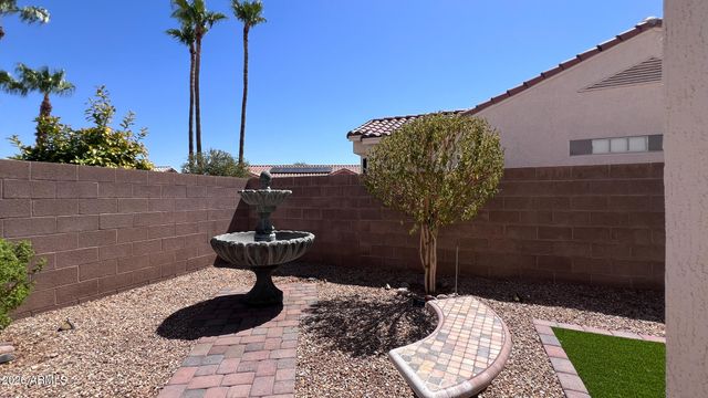 15437 W DOMINGO Lane, Sun City West, AZ 85375