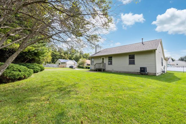 4666 Burkeshire Drive, Columbus, OH 43232