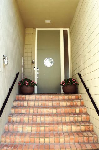 16451 Wimbledon, Huntington Beach, CA 92649