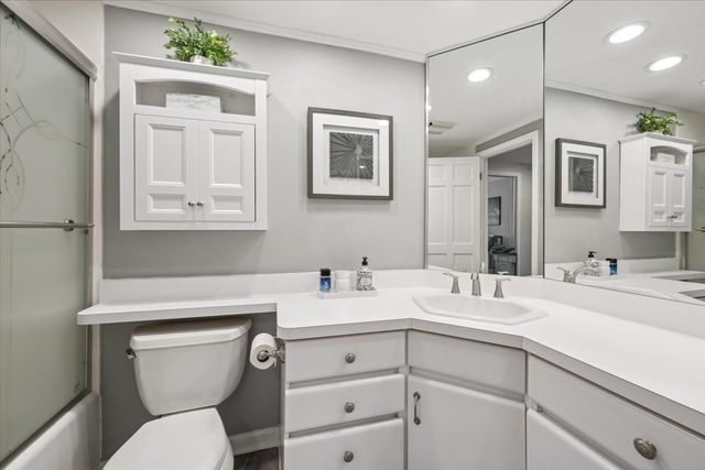 4017 Carousel Drive, Northbrook, IL 60062