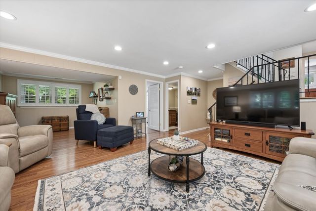 4017 Carousel Drive, Northbrook, IL 60062