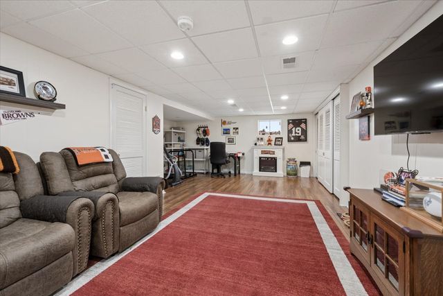 4017 Carousel Drive, Northbrook, IL 60062