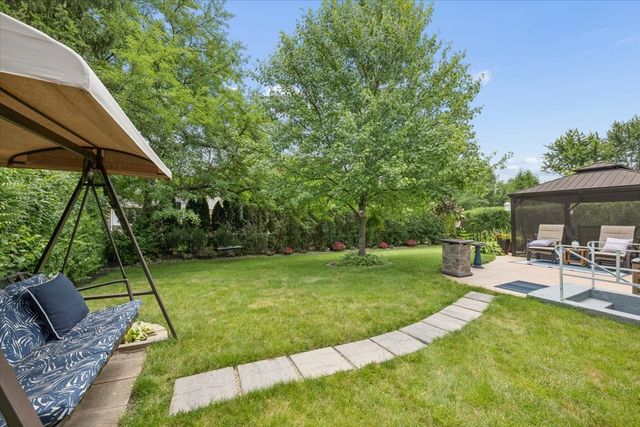 4017 Carousel Drive, Northbrook, IL 60062