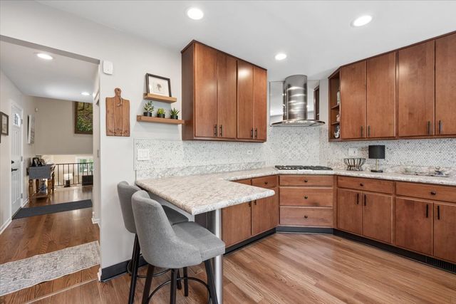 4017 Carousel Drive, Northbrook, IL 60062