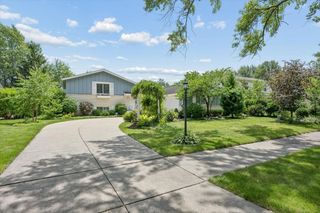 4017 Carousel Drive, Northbrook, IL 60062