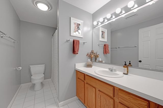 29 Coldspring Dr D, Sutton, MA 01590