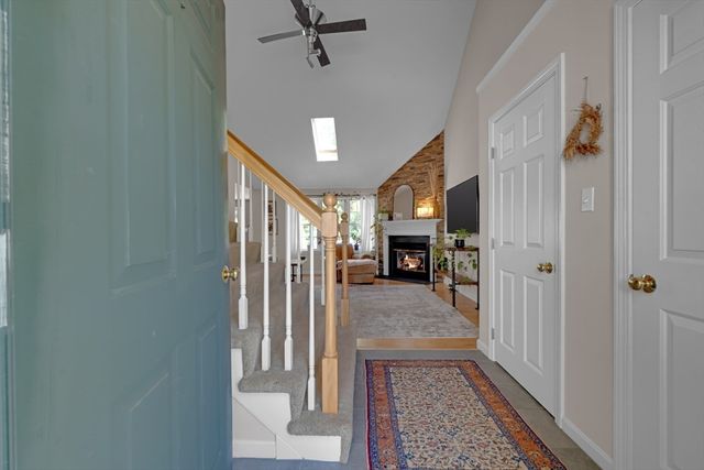29 Coldspring Dr D, Sutton, MA 01590