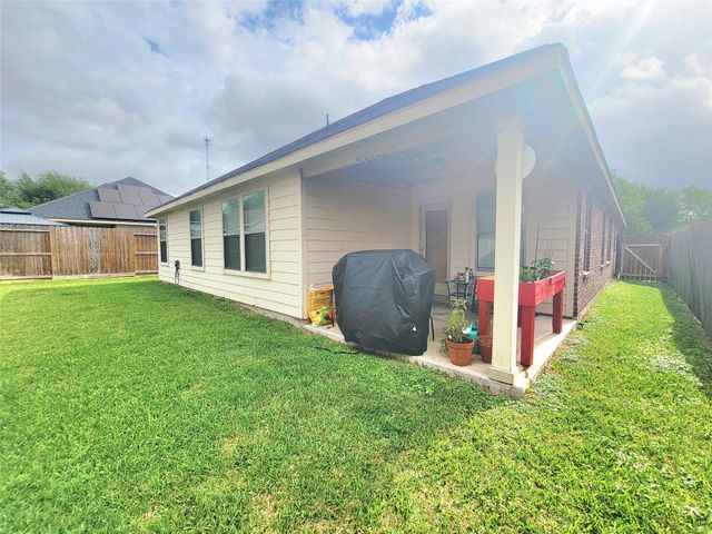 219 Golden Grain Drive, Rosenberg, TX 77469