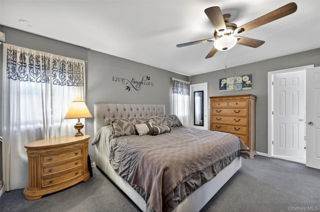 59 2nd Avenue, Holtsville, NY 11742