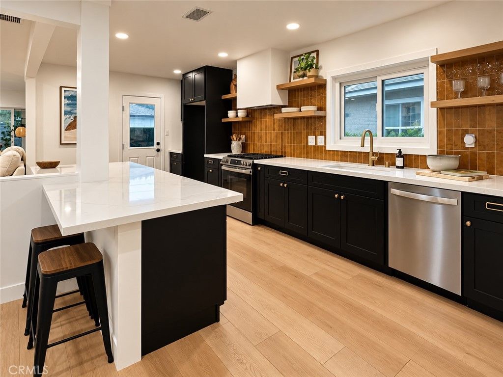 5018 Bellflower, Lakewood, CA 90713 — photo 3
