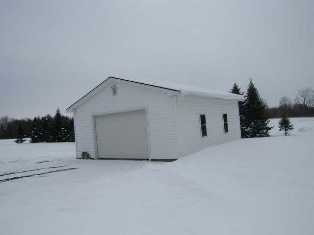 309 Durkee Road, Highgate, VT 05459