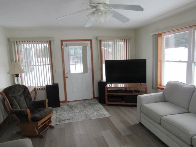 309 Durkee Road, Highgate, VT 05459