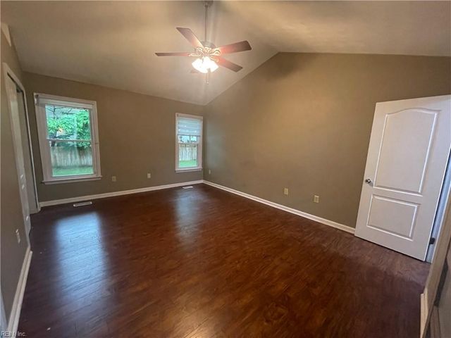 821 Needlerush CT, Chesapeake, VA 23320