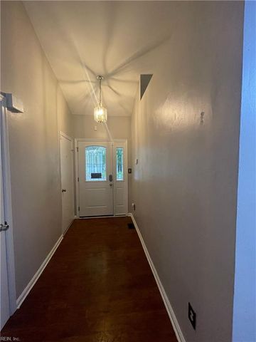 821 Needlerush CT, Chesapeake, VA 23320