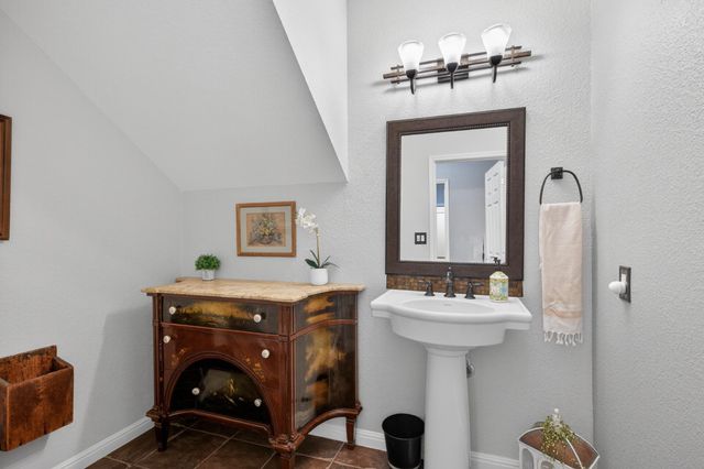 701 Baron LN, Cedar Park, TX 78613