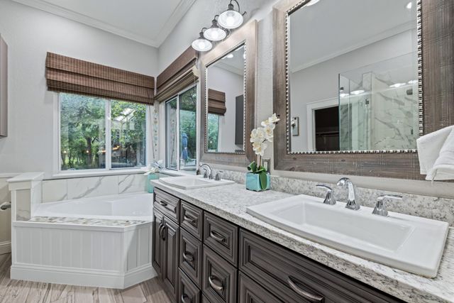 701 Baron LN, Cedar Park, TX 78613