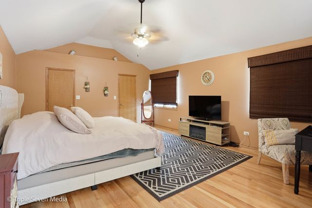 17050 Kerry Avenue, Orland Park, IL 60467