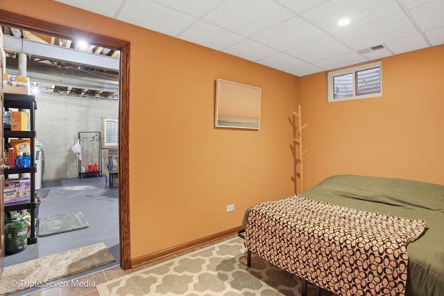 17050 Kerry Avenue, Orland Park, IL 60467