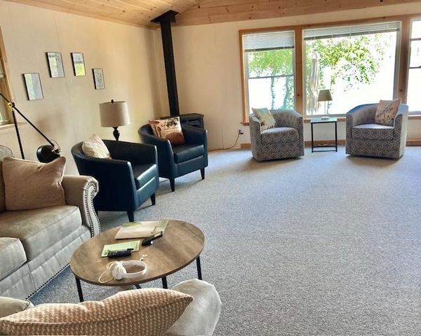 147 East Salem Drive, Derby, VT 05829