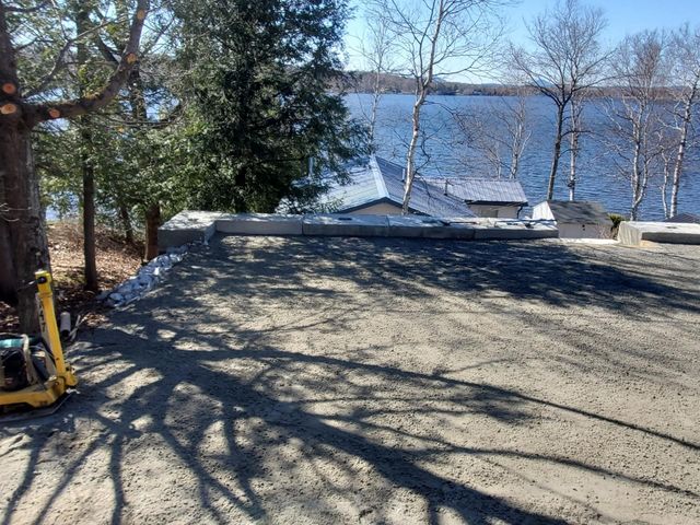 147 East Salem Drive, Derby, VT 05829