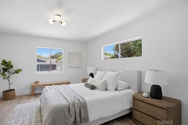 8552 Jumilla Avenue, Winnetka, CA 91306