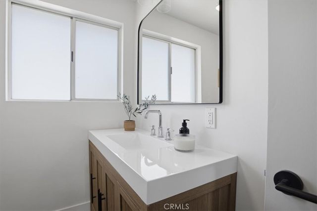 8552 Jumilla Avenue, Winnetka, CA 91306