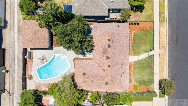 8552 Jumilla Avenue, Winnetka, CA 91306